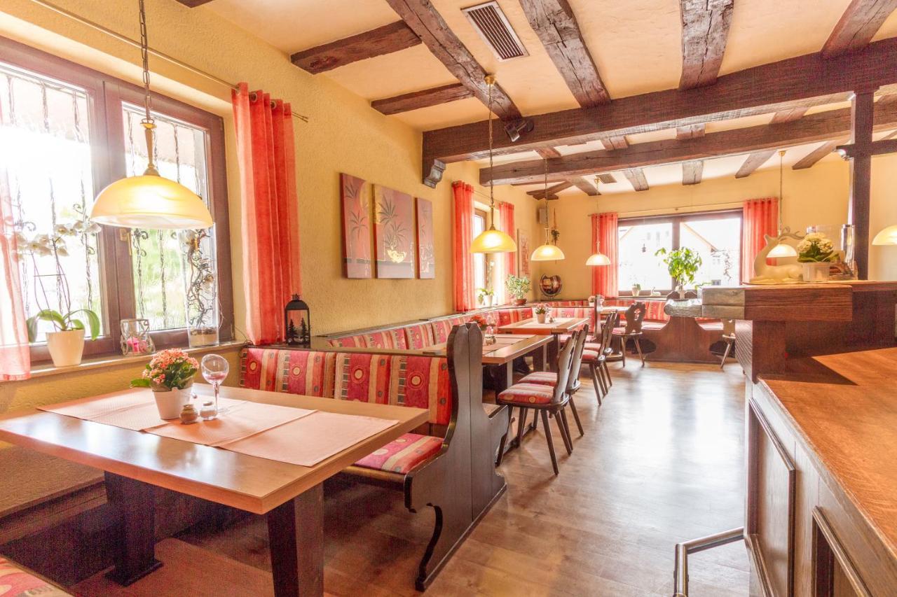 Hotel- Restaurant Zum Hirsch Großenlüder Dış mekan fotoğraf
